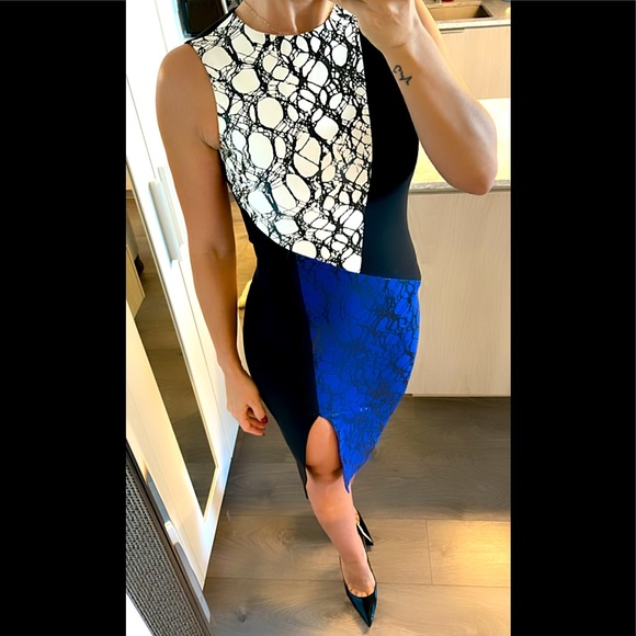 Elizabeth & James Printed MIDI Dress - Picture 3 of 6